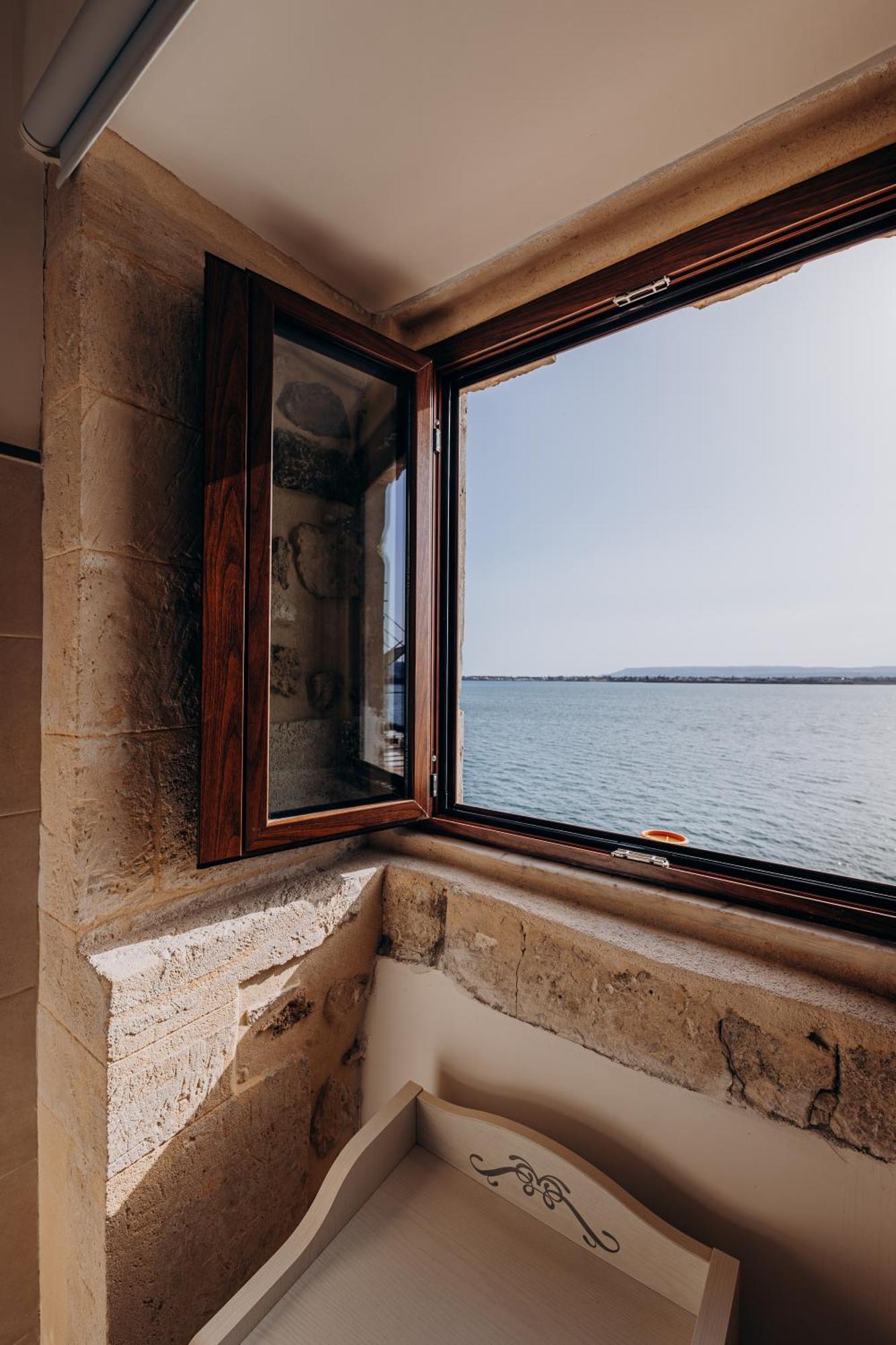 Ferienwohnung L'Alba E Il Tramonto Vista Mare Syrakus Exterior foto